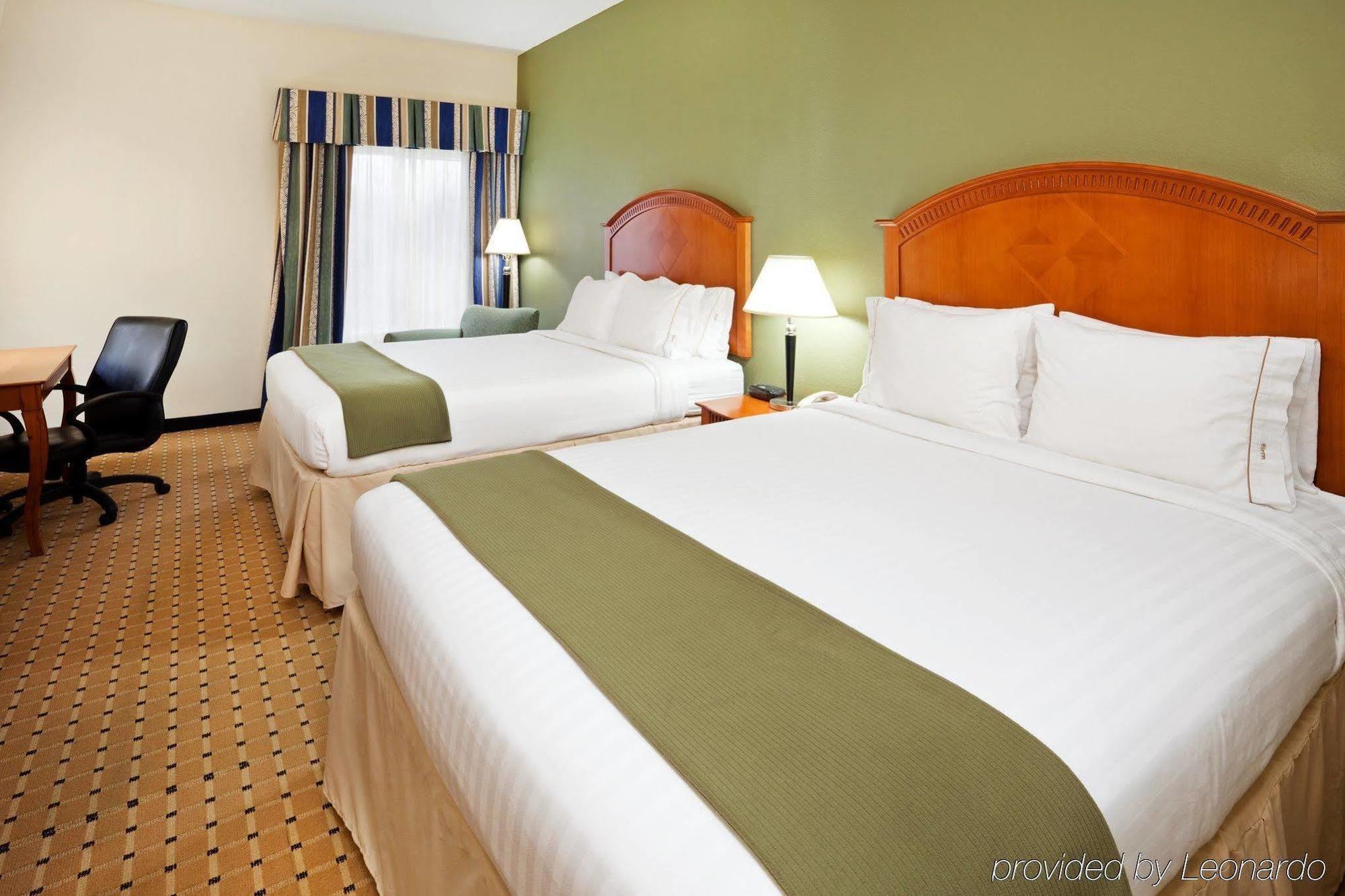 Holiday Inn Express Charlotte West - Gastonia By Ihg Habitación foto
